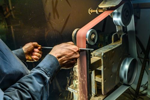 machine bande abrasive