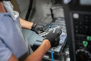 étapes ponçage métal