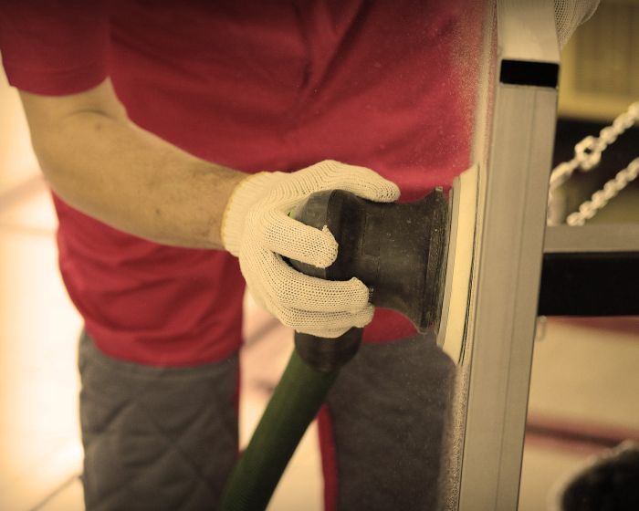 préparer une surface avant peinture